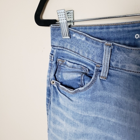 OLD NAVY Light Wash Rockstar Jeans - Picture 4 of 11